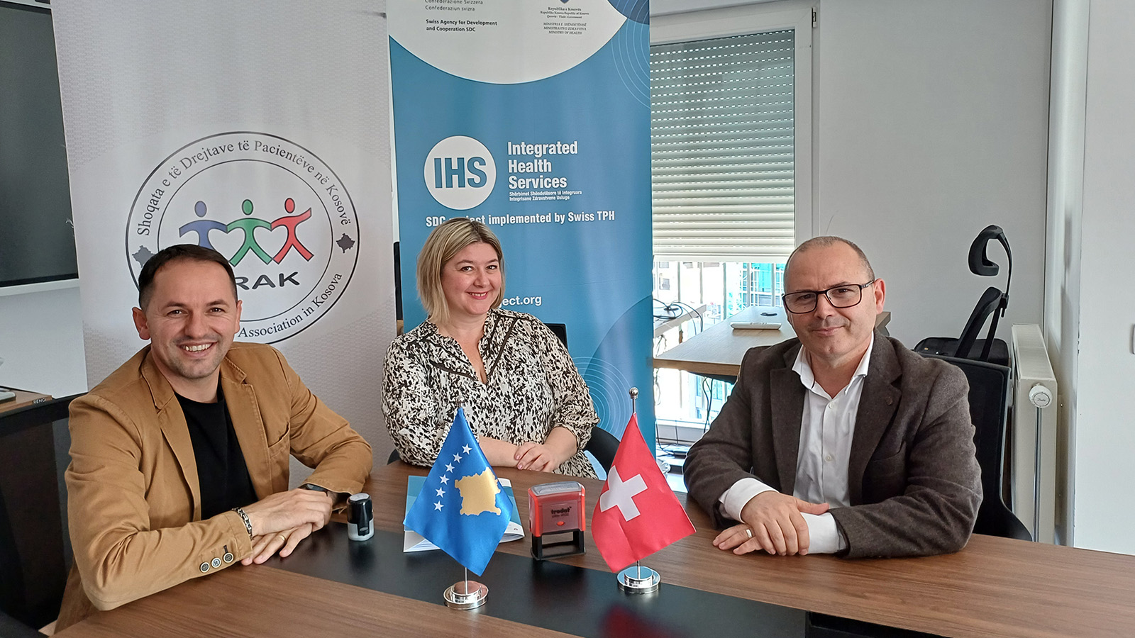 IHS and PRAK Sign Institutional Grant Agreement